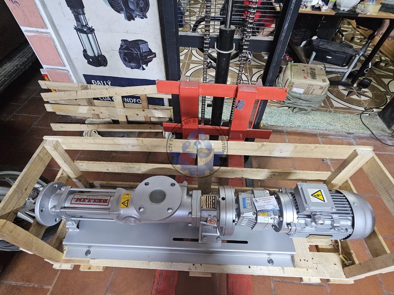 z4583123793584_0c82024809bad3b7534c4d3ff1b2c8a1