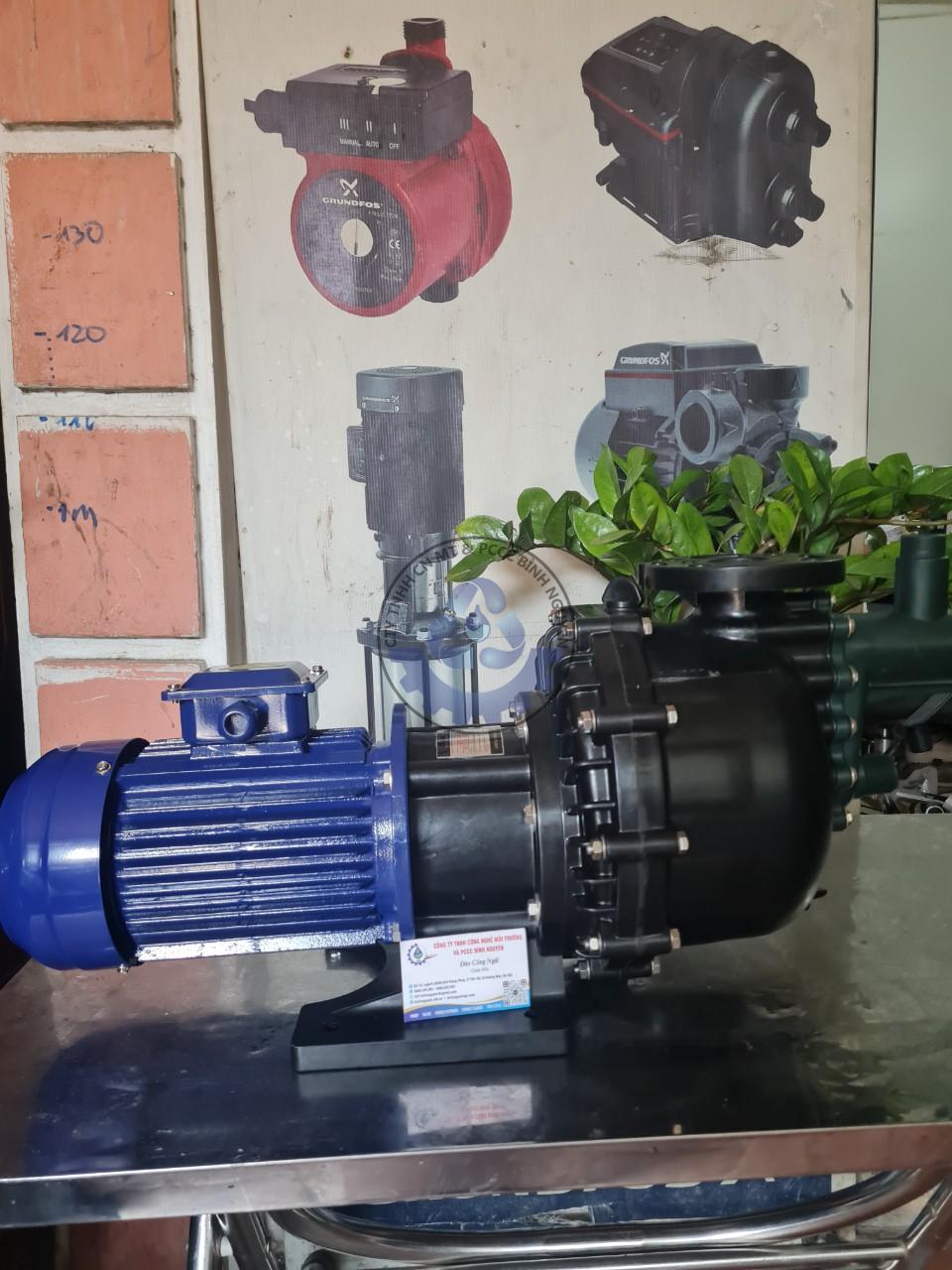 z5502566313810_19ec25058846e16ccd4a6cb5588e2cf2