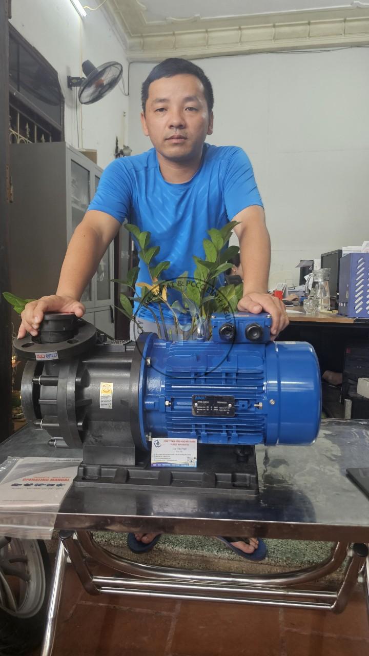 z5694459212637_fd402d3d9d6855cb4b750419ac93a0b7