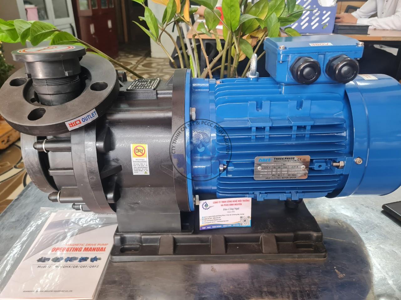 z5694569327323_7aa480366d27129685f03e1c1e56cc10