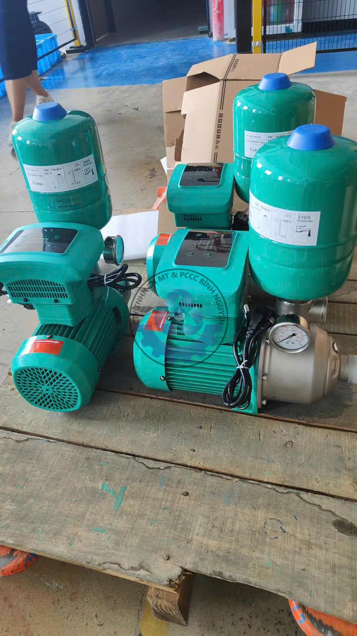 z7026982597346_33a6e0cfdf6bb28c00ead3d7bc9e3629