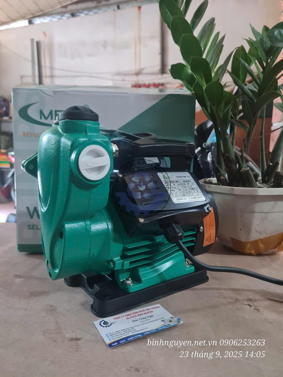 z7052387031372_ab1596fc18e228a25796682220289a9c