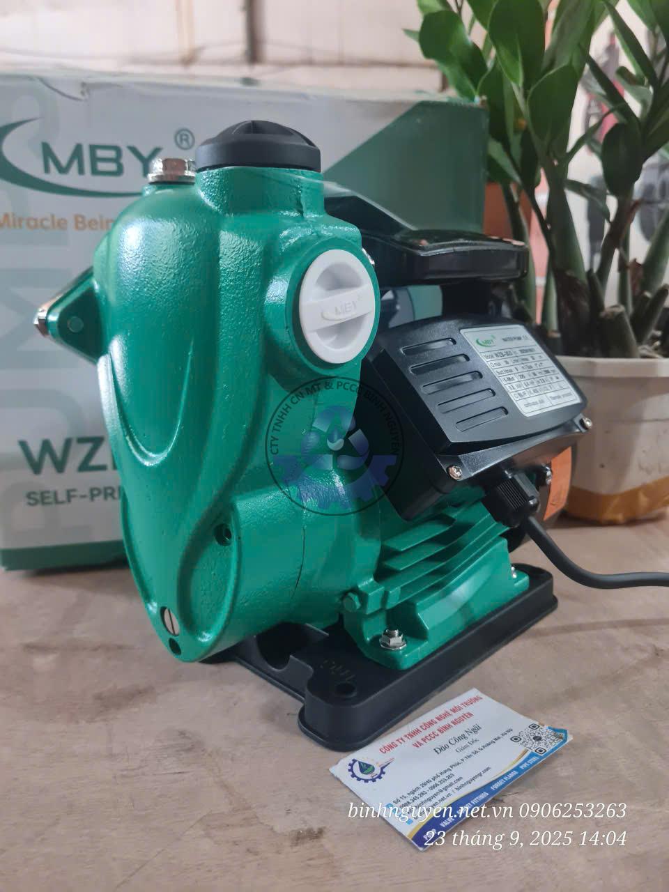 z7052387044055_dbc88c16907a40d7813ea75cb4746ee4