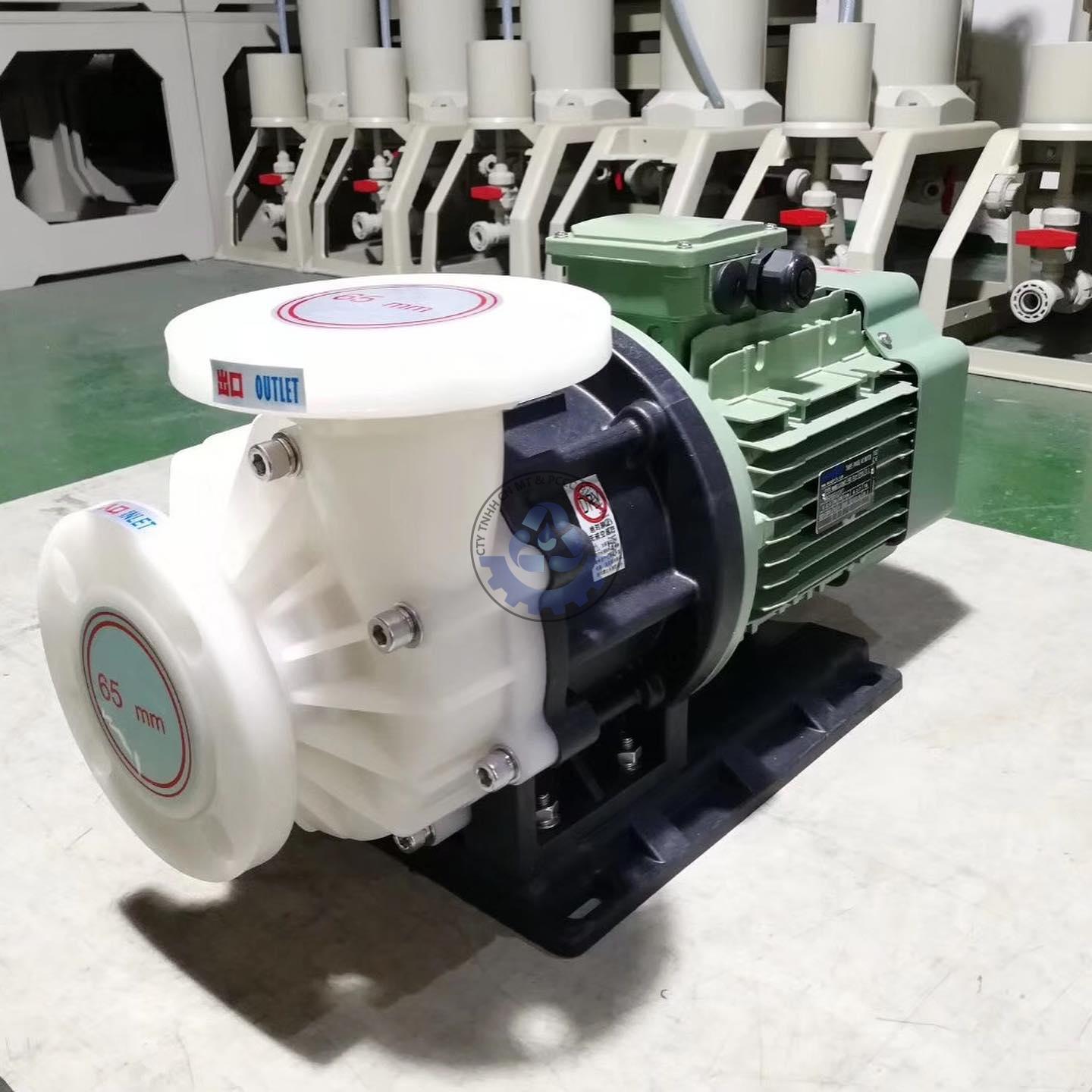 65235088_355289421848596_6414941579684872192_n