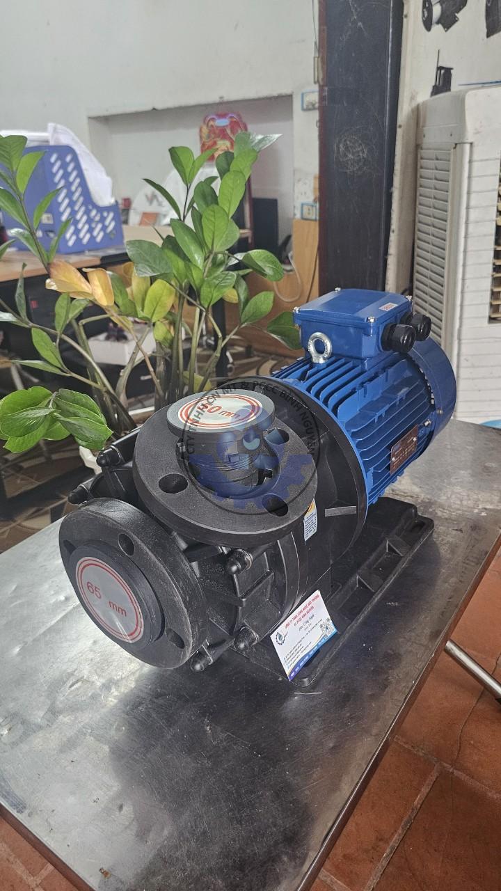 z5694459180638_645260fb80439acc4a37703d5e544a5e